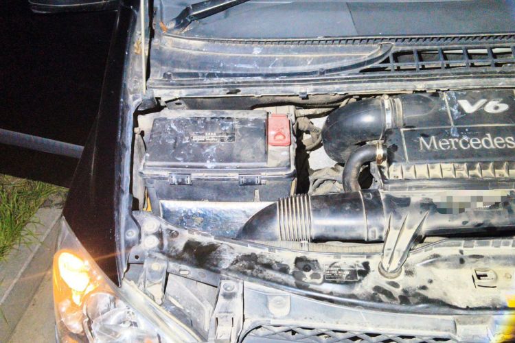Used Mercedes-Benz Vito 2013 3.0L Elite Edition Engine Bay Right