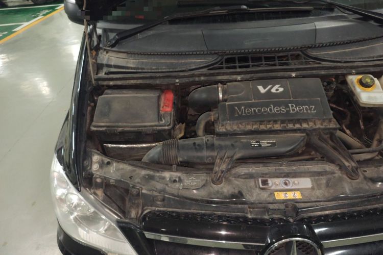 Used Mercedes-Benz Vito 2013 3.0L Elite Edition Engine Bay Right