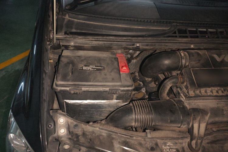 Used Mercedes-Benz Vito 2013 3.0L Elite Edition Engine Bay Right