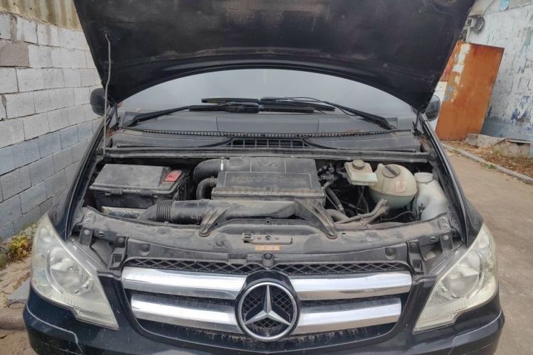 Used Mercedes-Benz Vito 2013 3.0L Elite Edition Engine Bay
