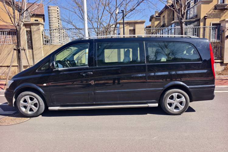 Used Mercedes-Benz Vito 2013 3.0L Elite Edition Exterior 6