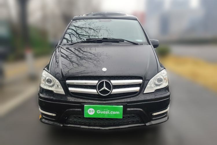 Used Mercedes-Benz Vito 2013 3.0L Elite Edition Front