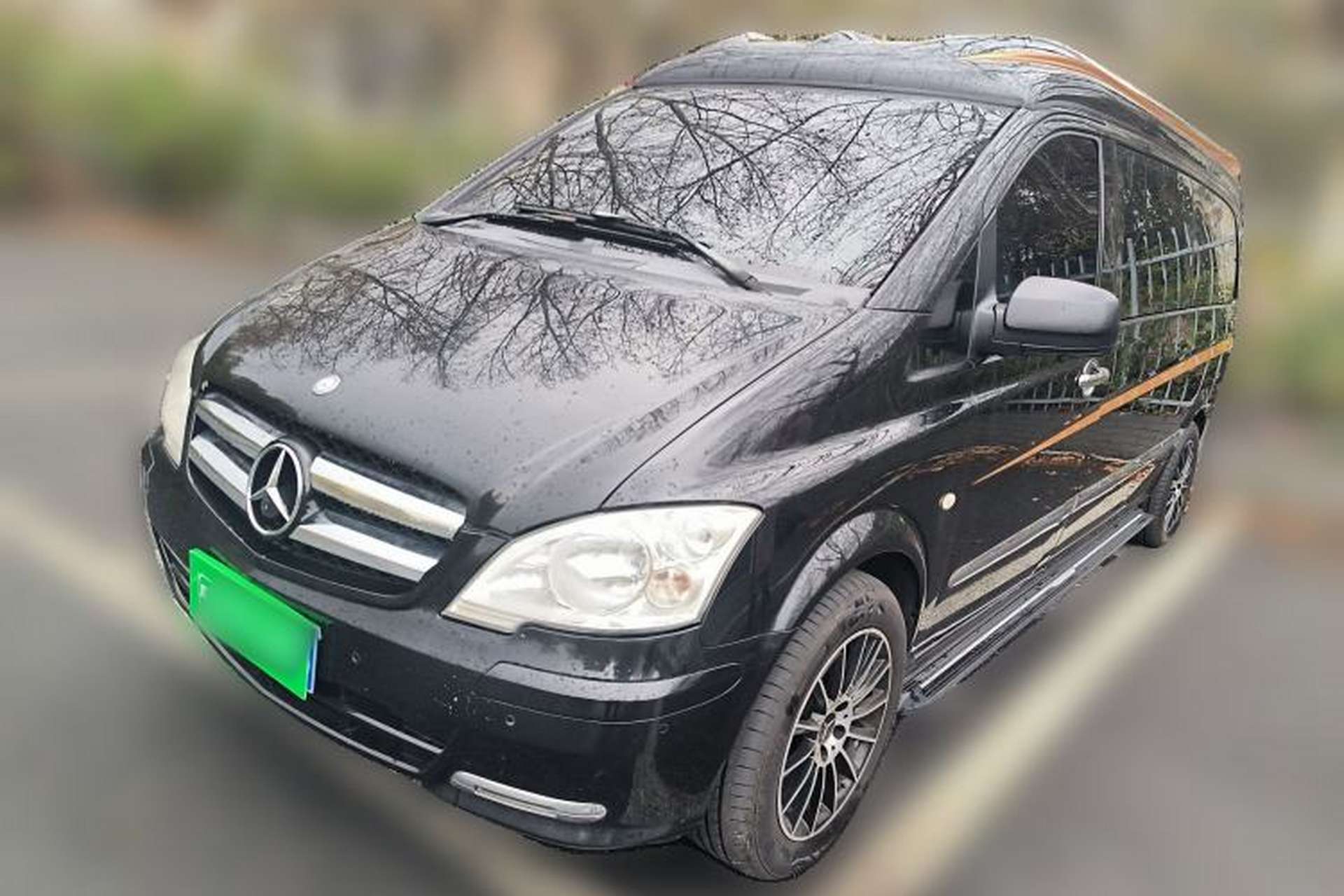 Used Mercedes-Benz Vito  Front Left 45 Deg