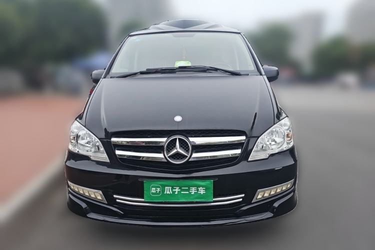 Used Mercedes-Benz Vito 2013 3.0L Elite Edition Front