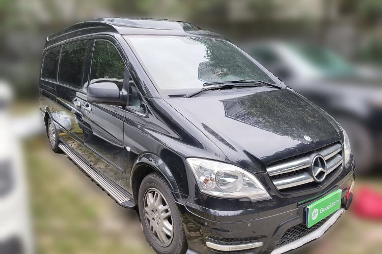 Used Mercedes-Benz Vito 2013 3.0L Elite Edition Front Right 45 Deg