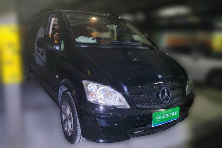 Used Mercedes-Benz Vito 2013 3.0L Elite Edition Front Right 45 Deg