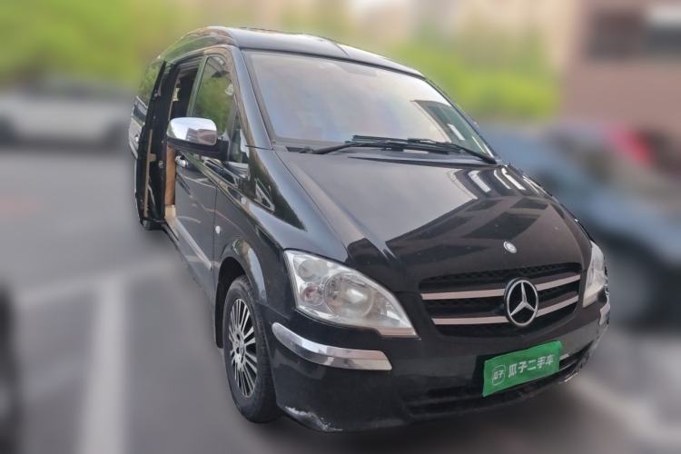 Used Mercedes-Benz Vito  Front Right 45 Deg