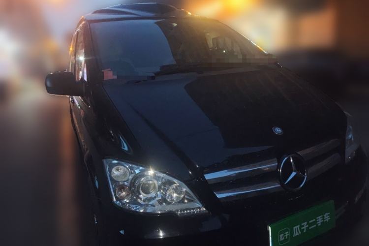 Used Mercedes-Benz Vito 2013 3.0L Elite Edition Front Right 45 Deg