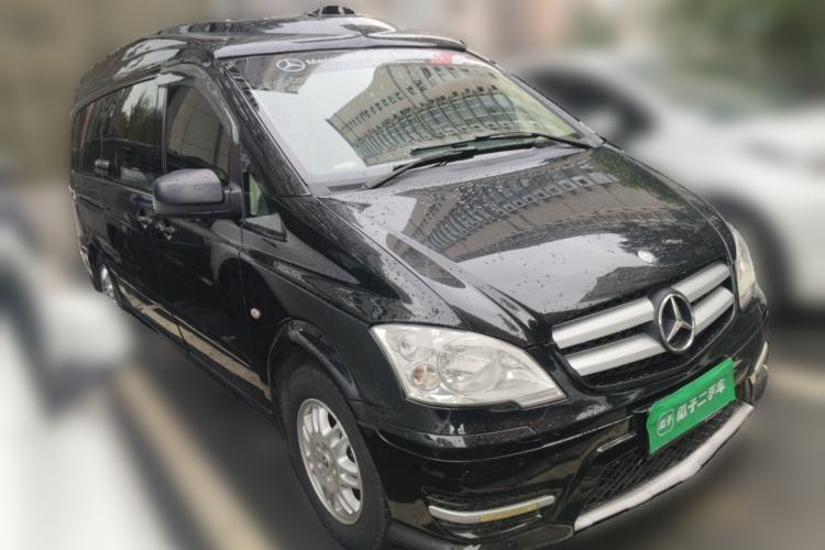 Used Mercedes-Benz Vito  Front Right 45 Deg