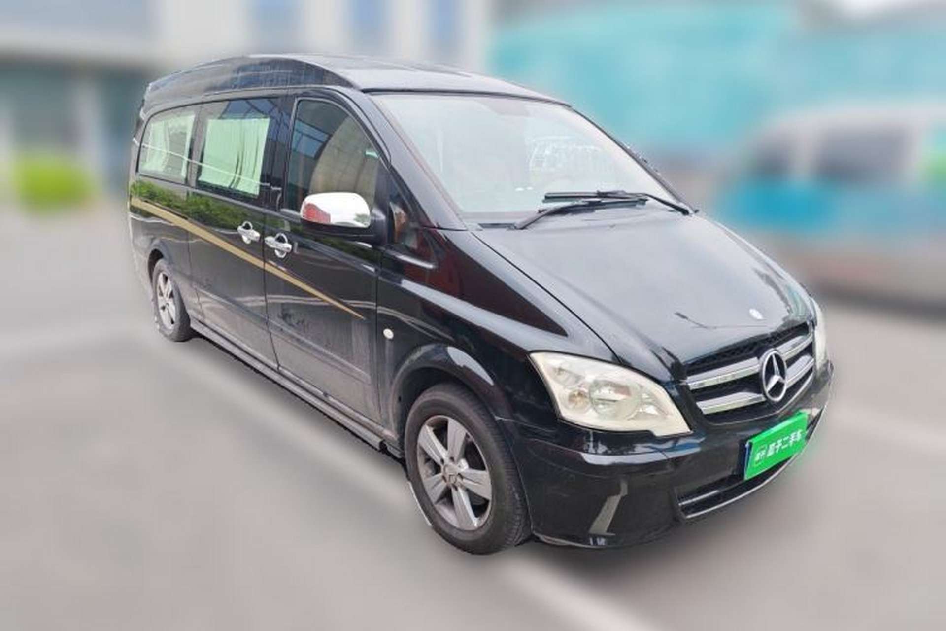 Used Mercedes-Benz Vito  Front Right 45 Deg