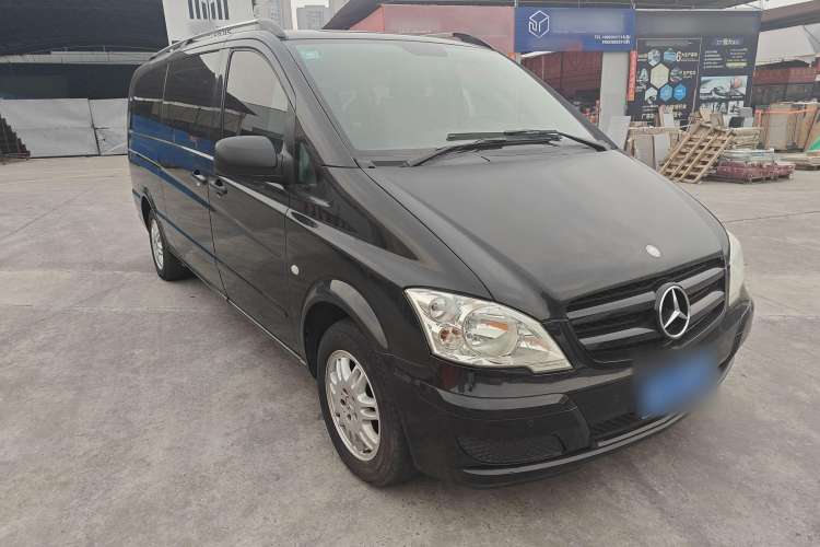 Used Mercedes-Benz Vito 2013 3.0L Business Edition Front Right 45 Deg
