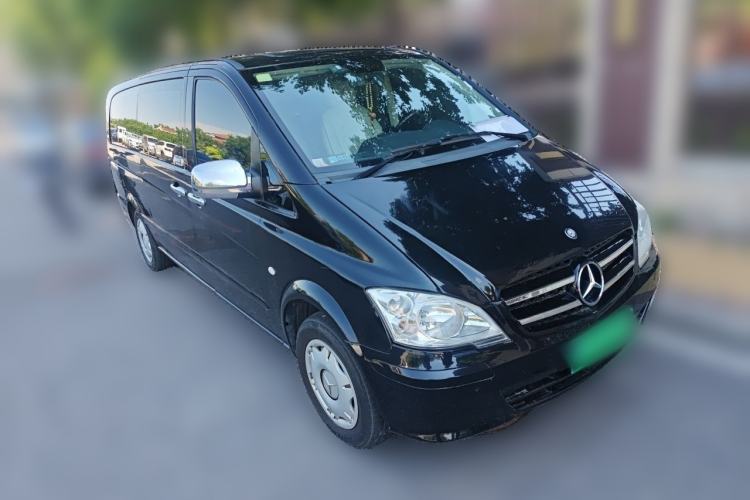 Used Mercedes-Benz Vito 2013 3.0L Elite Edition Front Right 45 Deg