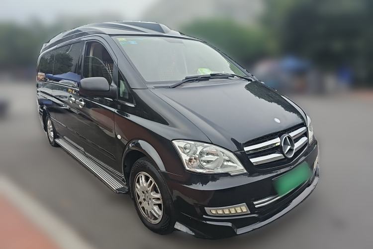 Used Mercedes-Benz Vito 2013 3.0L Elite Edition Front Right 45 Deg