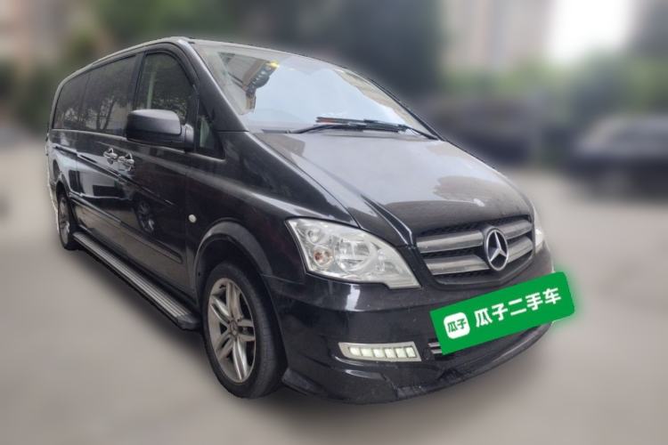 Used Mercedes-Benz Vito 2013 3.0L Elite Edition Front Right 45 Deg