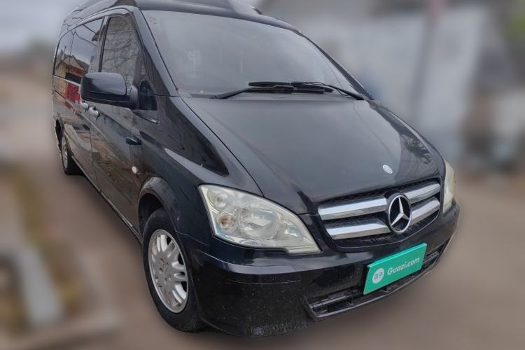 Used Mercedes-Benz Vito 2013 3.0L Elite Edition Front Right 45 Deg