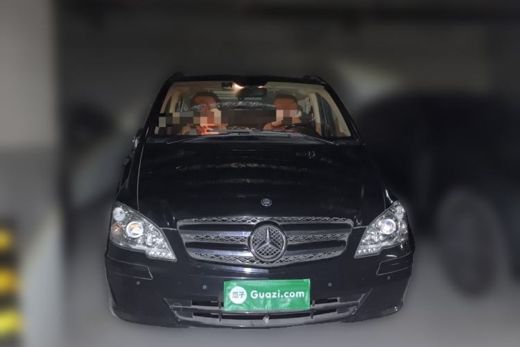 Used Mercedes-Benz Vito  Front