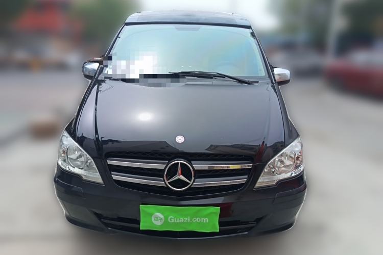 Used Mercedes-Benz Vito 2013 3.0L Elite Edition Front