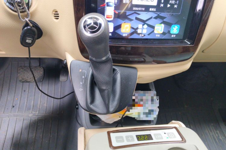 Used Mercedes-Benz Vito  Gear Lever
