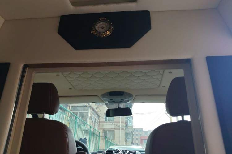 Used Mercedes-Benz Vito 2013 3.0L Elite Edition Headliner