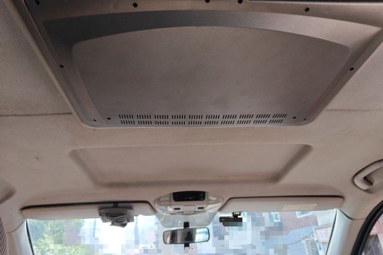 Used Mercedes-Benz Vito 2013 3.0L Elite Edition Headliner