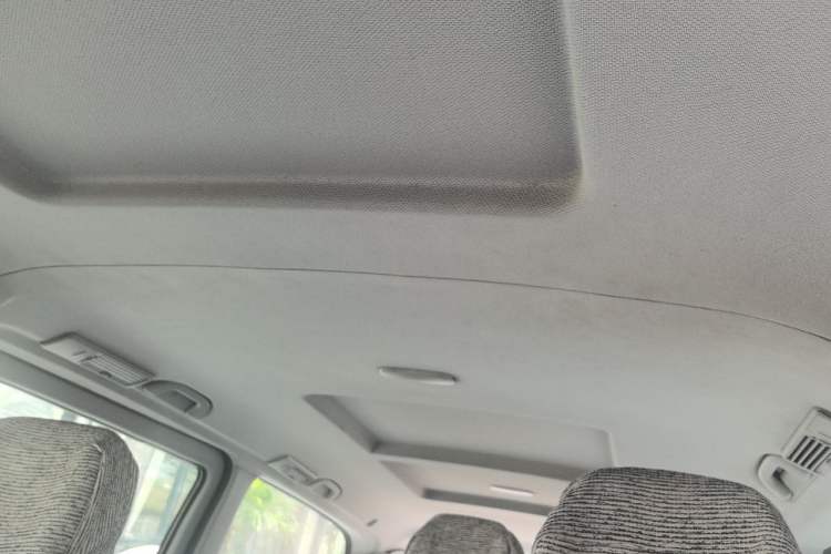 Used Mercedes-Benz Vito 2013 2.1T Elite Edition Headliner