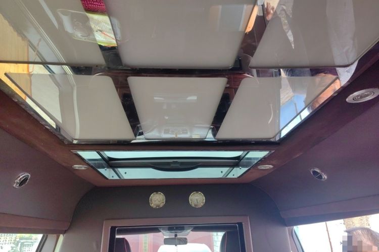 Used Mercedes-Benz Vito 2013 3.0L Elite Edition Headliner