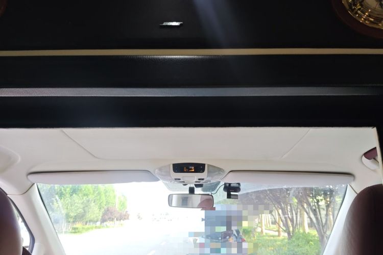 Used Mercedes-Benz Vito  Headliner
