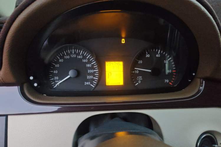 Used Mercedes-Benz Vito  Instrument Cluster