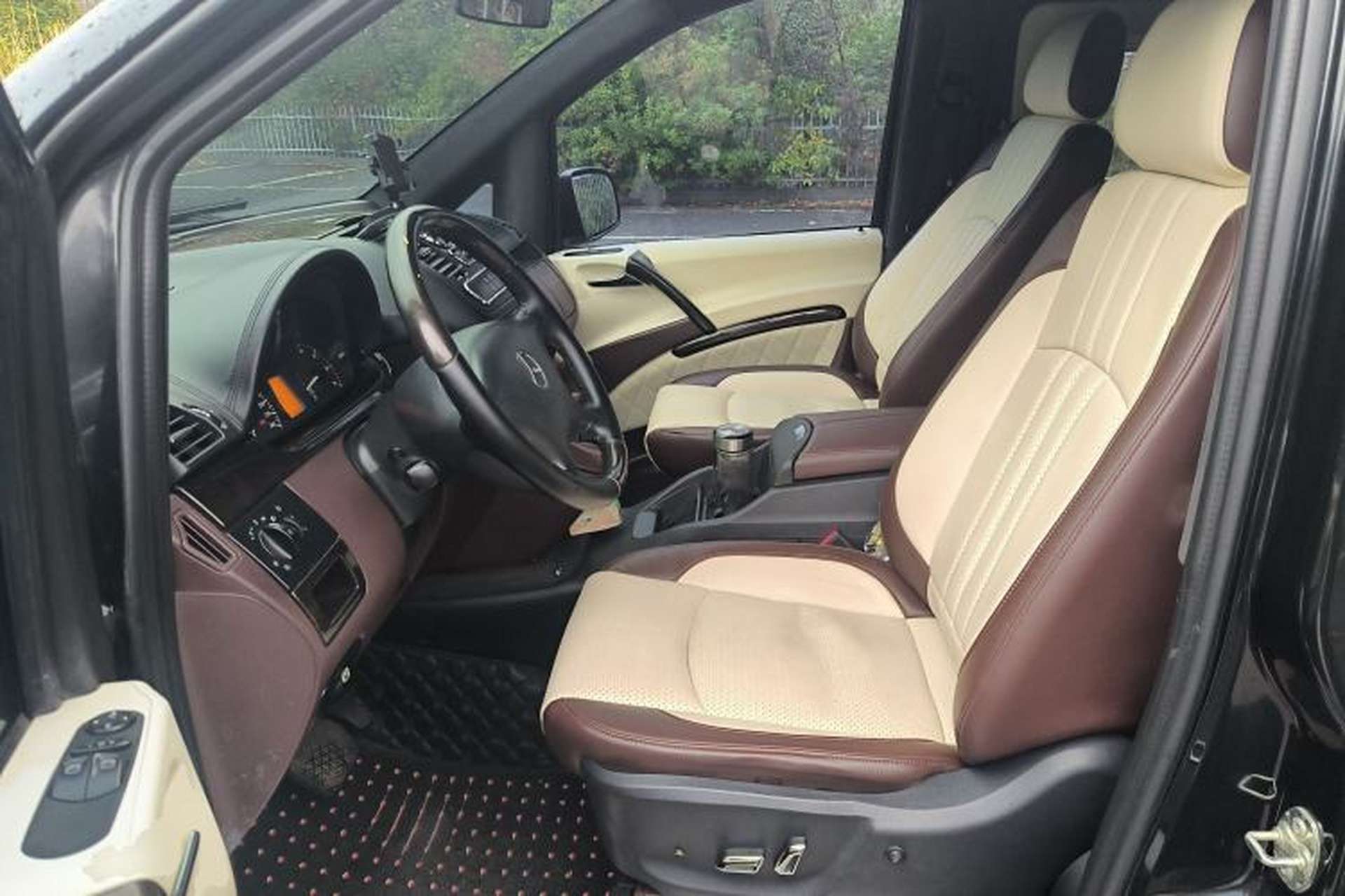 Used Mercedes-Benz Vito  Left Front Seat