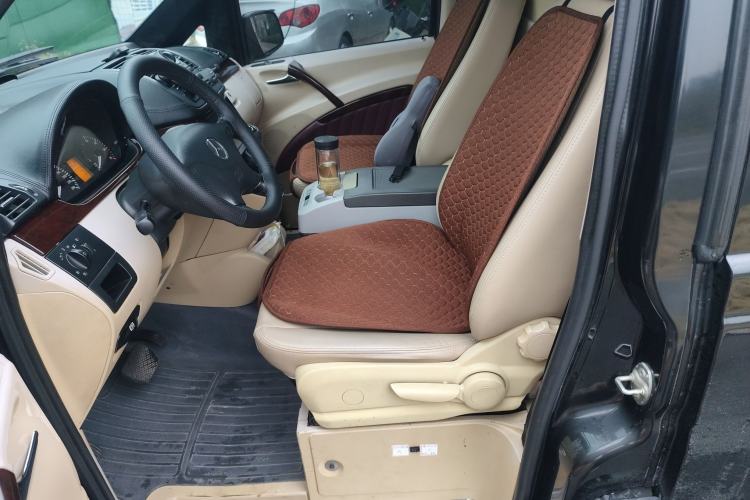 Used Mercedes-Benz Vito 2013 3.0L Elite Edition Left Front Seat