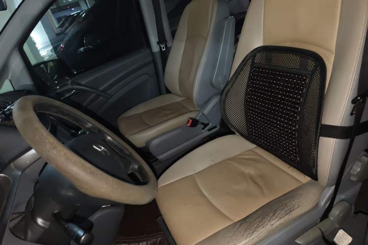 Used Mercedes-Benz Vito 2013 3.0L Business Edition Left Front Seat