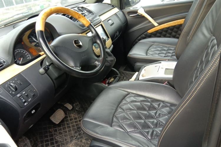 Used Mercedes-Benz Vito 2013 3.0L Elite Edition Left Front Seat