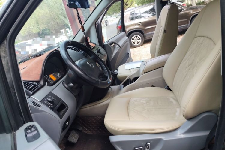Used Mercedes-Benz Vito 2013 3.0L Business Edition Left Front Seat