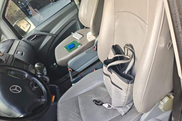Used Mercedes-Benz Vito 2013 2.1T Elite Edition Left Front Seat