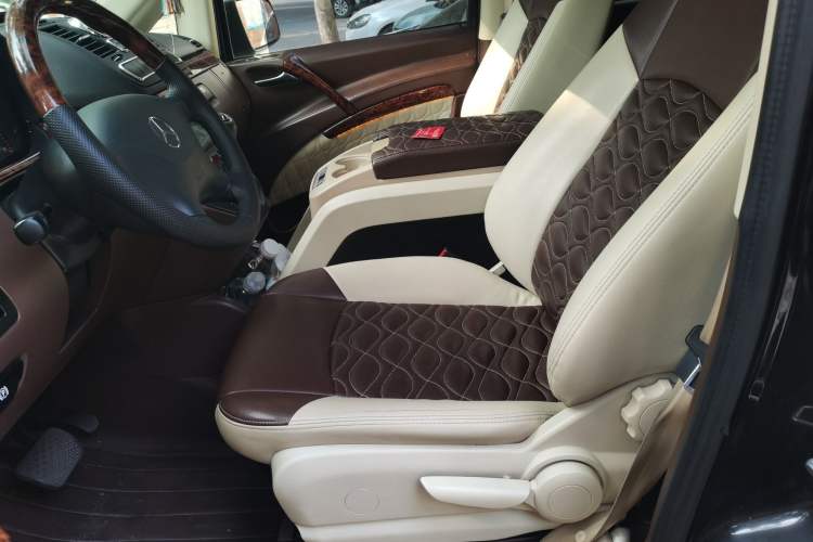 Used Mercedes-Benz Vito 2013 3.0L Elite Edition Left Front Seat