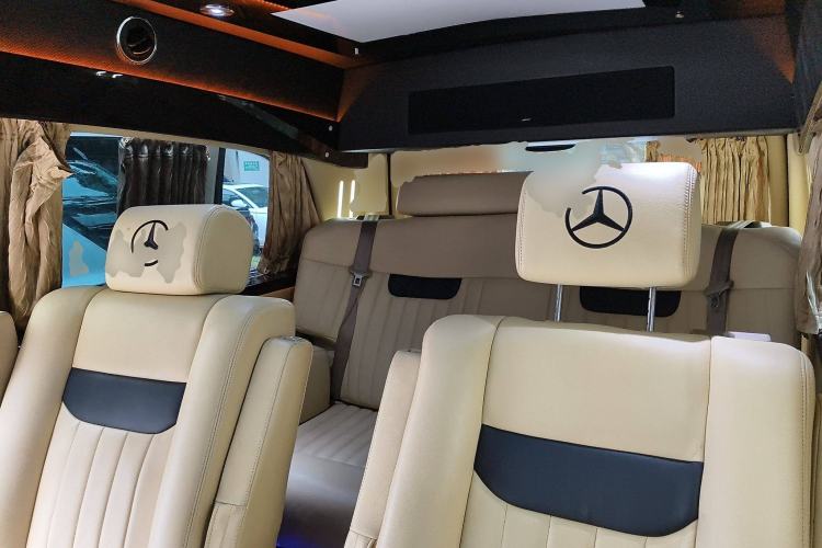 Used Mercedes-Benz Vito 2013 3.0L Elite Edition Left Rear Seat