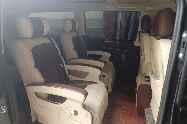 Used Mercedes-Benz Vito 2013 3.0L Business Edition Left Rear Seat