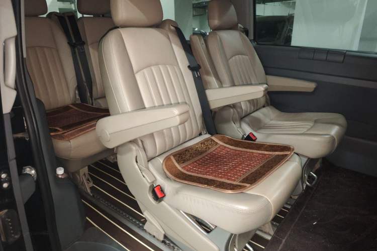 Used Mercedes-Benz Vito 2013 3.0L Elite Edition Left Rear Seat