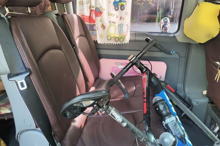 Used Mercedes-Benz Vito 2013 3.0L Elite Edition Left Rear Seat