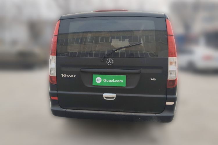Used Mercedes-Benz Vito 2013 3.0L Elite Edition Rear