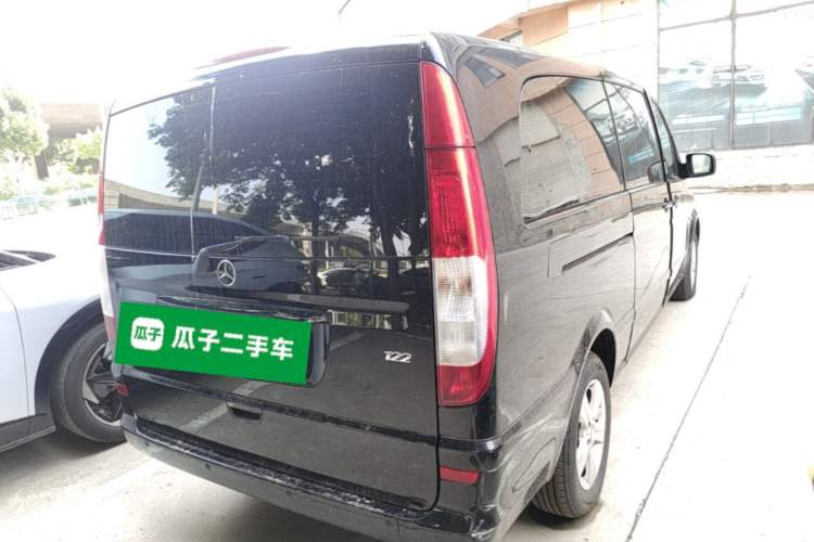 Used Mercedes-Benz Vito 2013 3.0L Elite Edition Rear Right 45 Deg