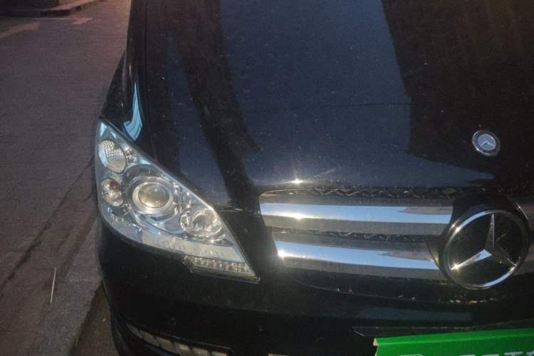 Used Mercedes-Benz Vito 2013 3.0L Elite Edition Right Front Headlight