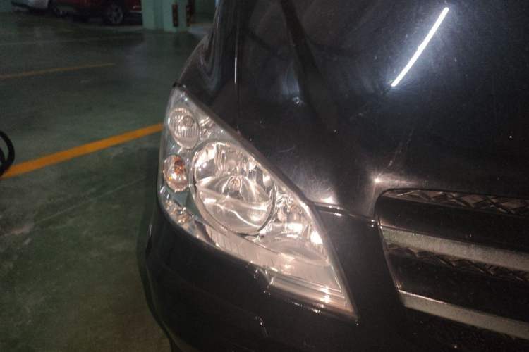 Used Mercedes-Benz Vito 2013 3.0L Elite Edition Right Front Headlight