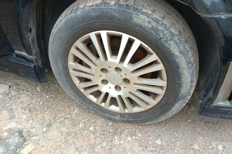 Used Mercedes-Benz Vito 2013 3.0L Elite Edition Right Front Wheel Hub