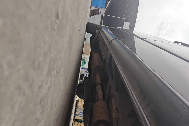 Used Mercedes-Benz Vito 2013 3.0L Business Edition Right Side Sill