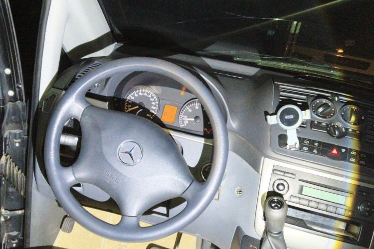 Used Mercedes-Benz Vito 2013 3.0L Elite Edition Steering Wheel