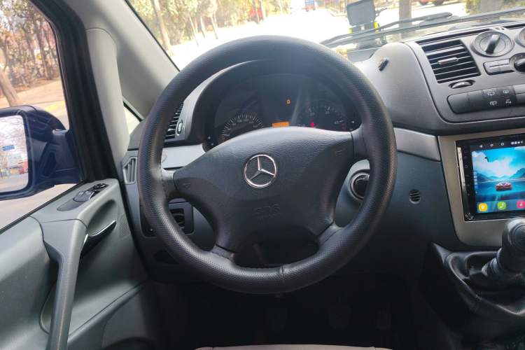 Used Mercedes-Benz Vito 2013 2.1T Elite Edition Steering Wheel