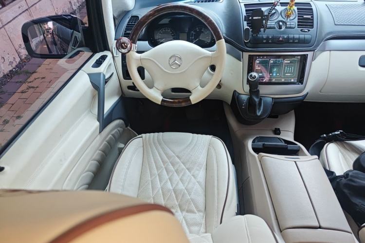 Used Mercedes-Benz Vito 2013 3.0L Elite Edition Steering Wheel
