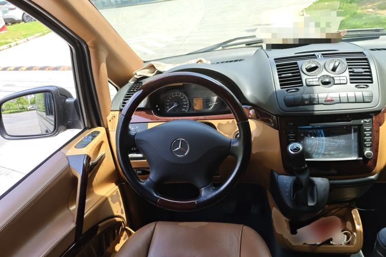 Used Mercedes-Benz Vito 2013 3.0L Elite Edition Steering Wheel