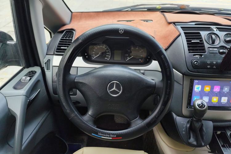 Used Mercedes-Benz Vito 2013 3.0L Business Edition Steering Wheel